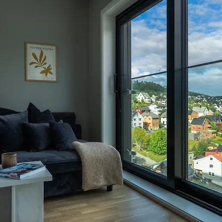 North Estate Elvegata - Stunning View Tromsø