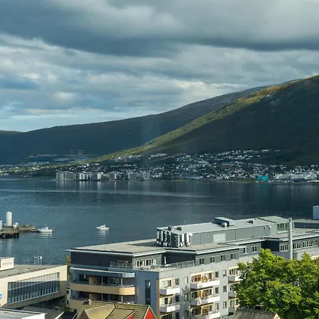 North Estate Elvegata - Stunning View * Tromsø